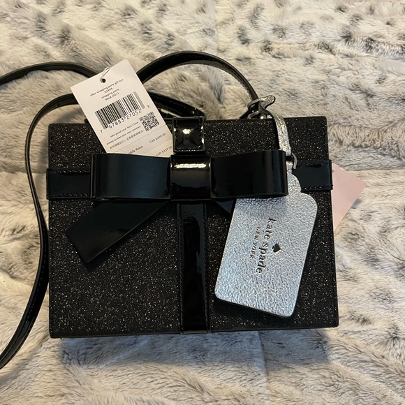 Kate Spade - Picture 3 of 3